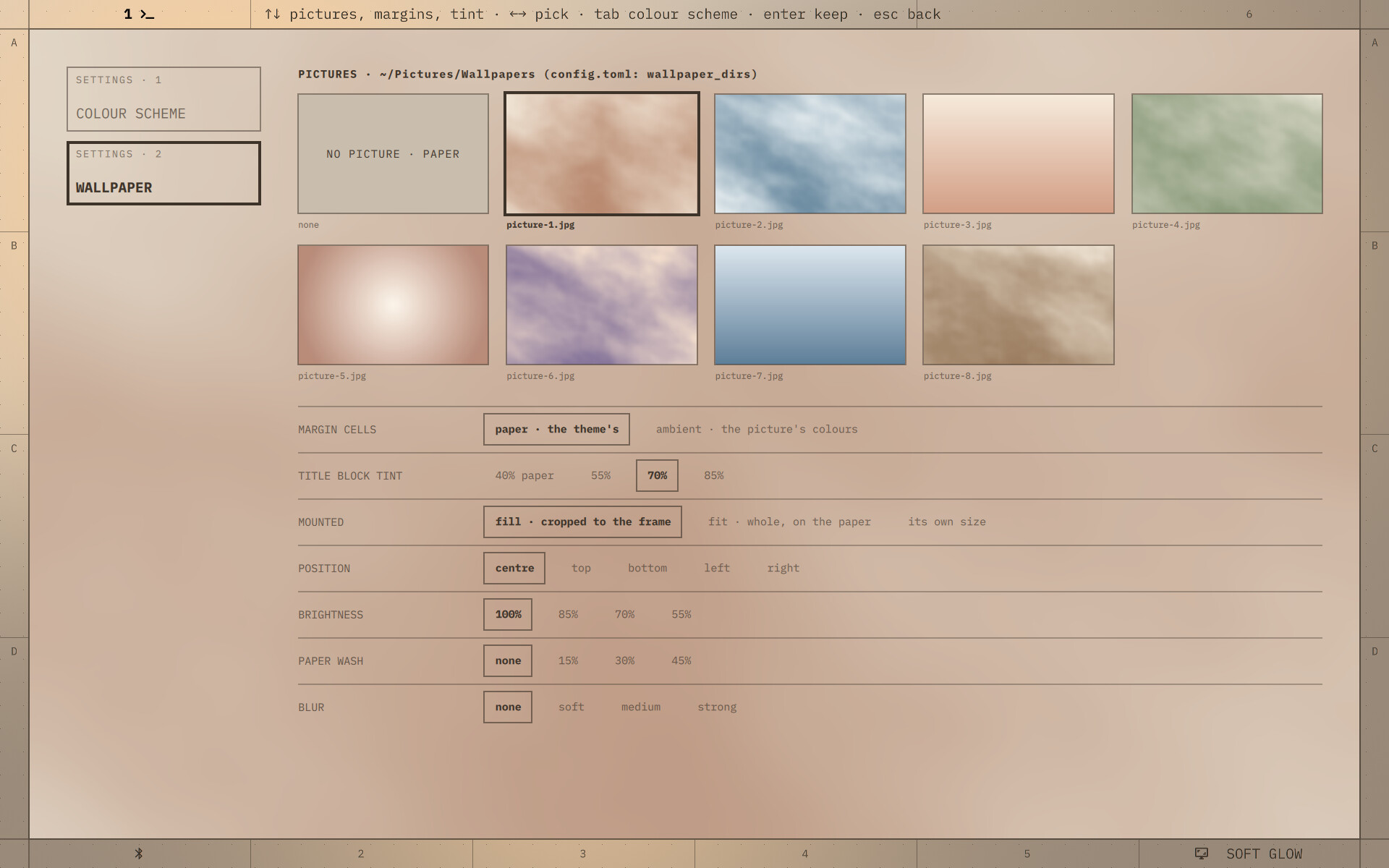 The settings' wallpaper page: the pictures as drawings, and the wallpaper's settings below them
