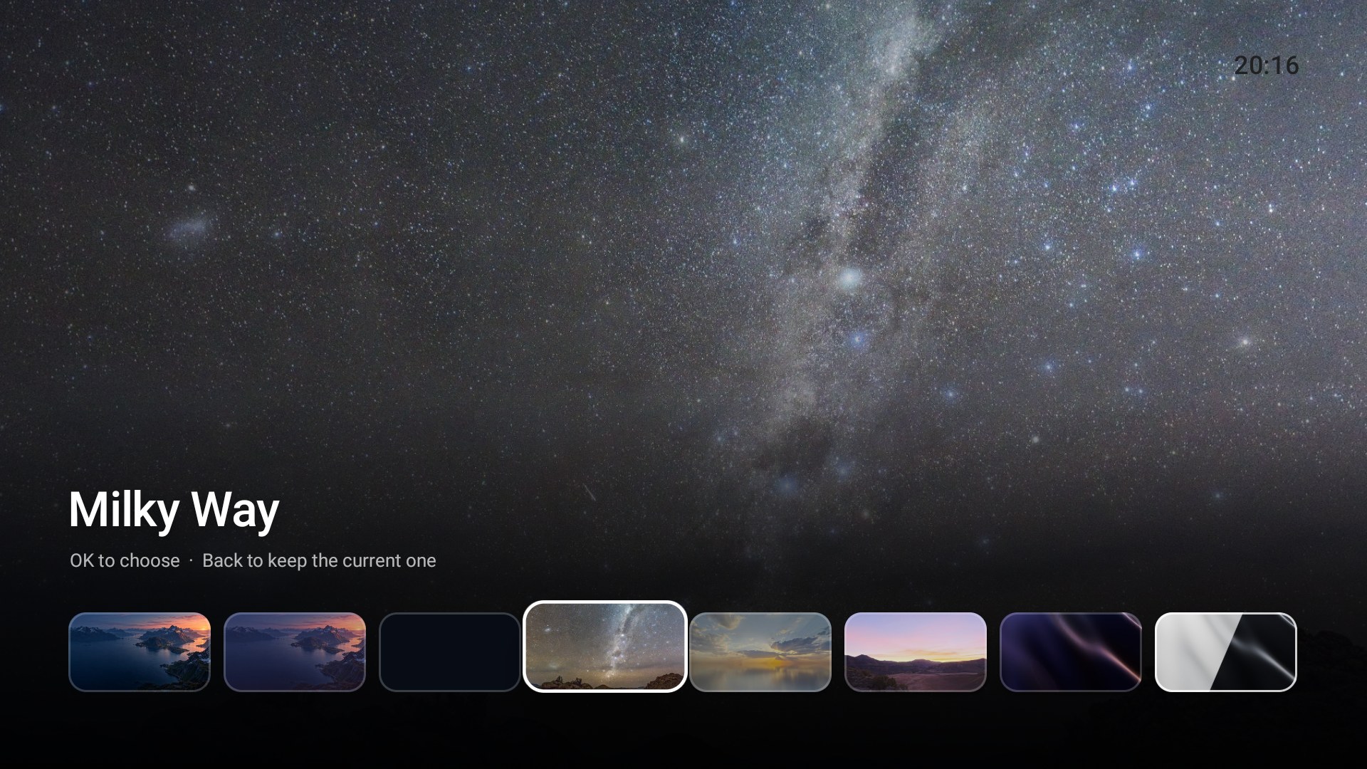 The wallpaper picker previewing the Milky Way