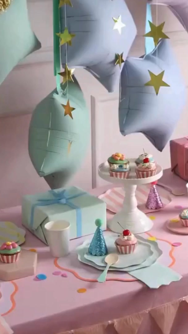 Party A La Carte ad creative 4334811093501746