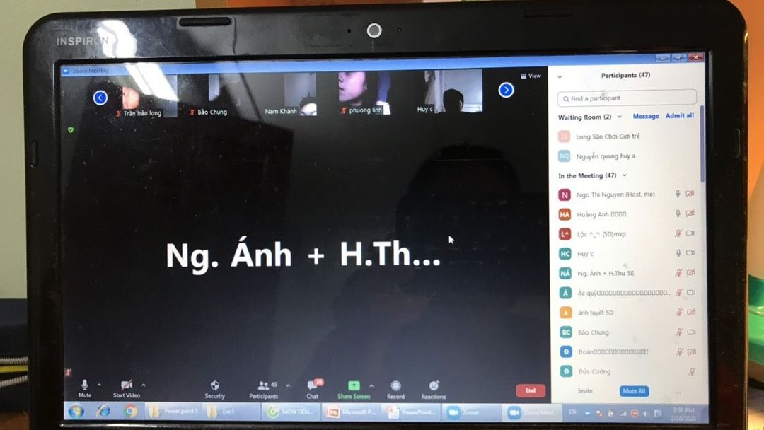 Dạy và học trực tuyến tại Trường Tiểu học Tương Giang