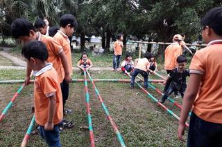 Hd_trai_nghiem_cua_HS_truong_TH_dinh_Bang_2_tx_Tu_Son_6191c00df9