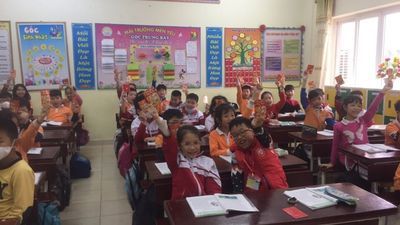 mùa xuân vẫn cứ ngập tràn trong ánh mắt, nụ cười các bạn nhỏ!!! Yêu lắm những nụ cười trẻ thơ !