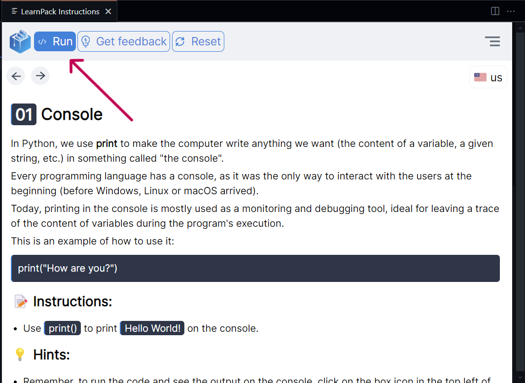 Captura del panel de instrucciones de LearnPack dentro de VS Code mostrando el ejercicio 01 Console, con una flecha roja señalando el botón Run junto a los botones Get feedback y Reset