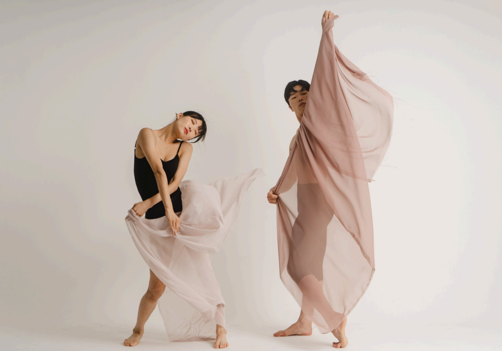 UDANCE ART STUDIO 封面