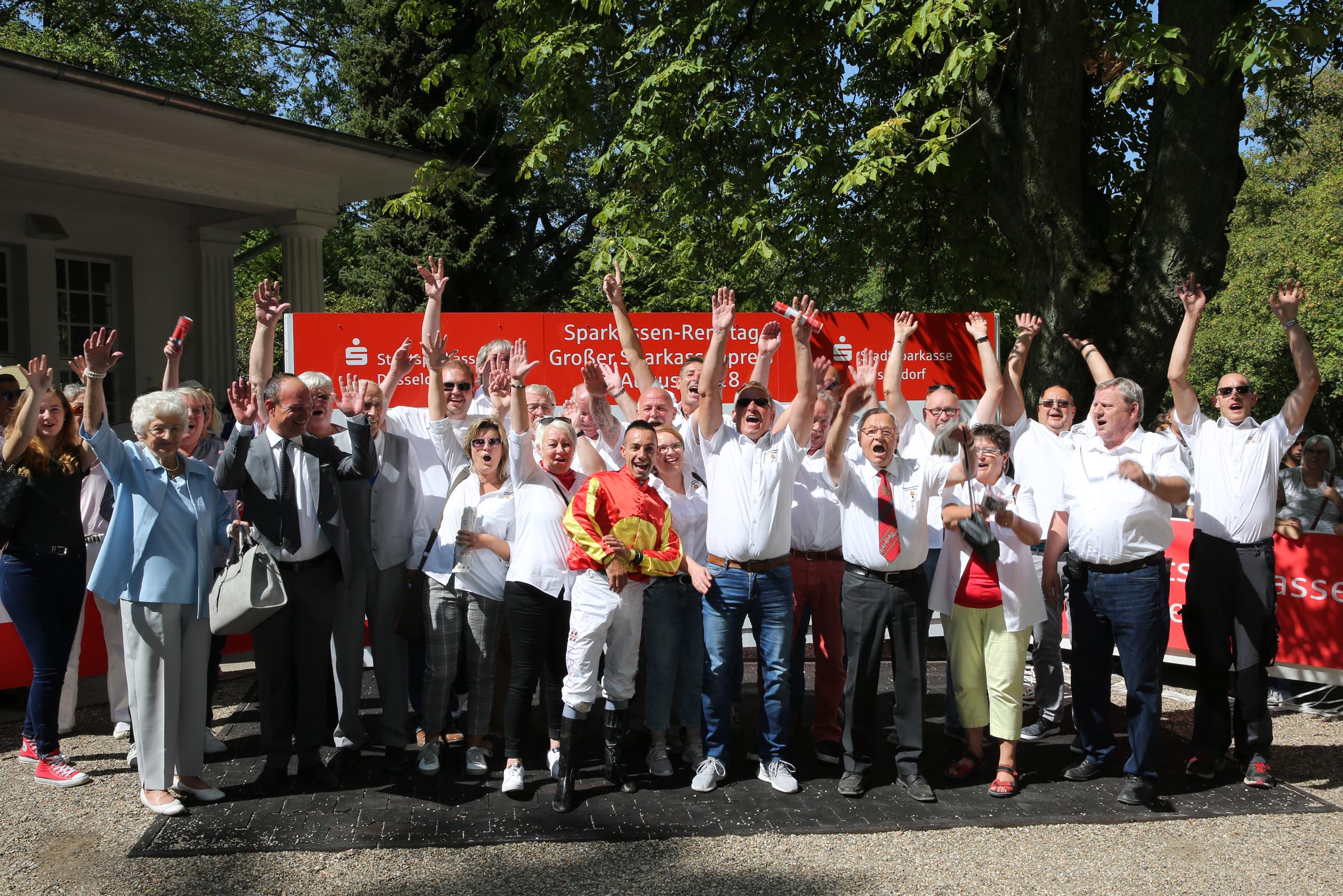Derby Gemeinschaft Jubel