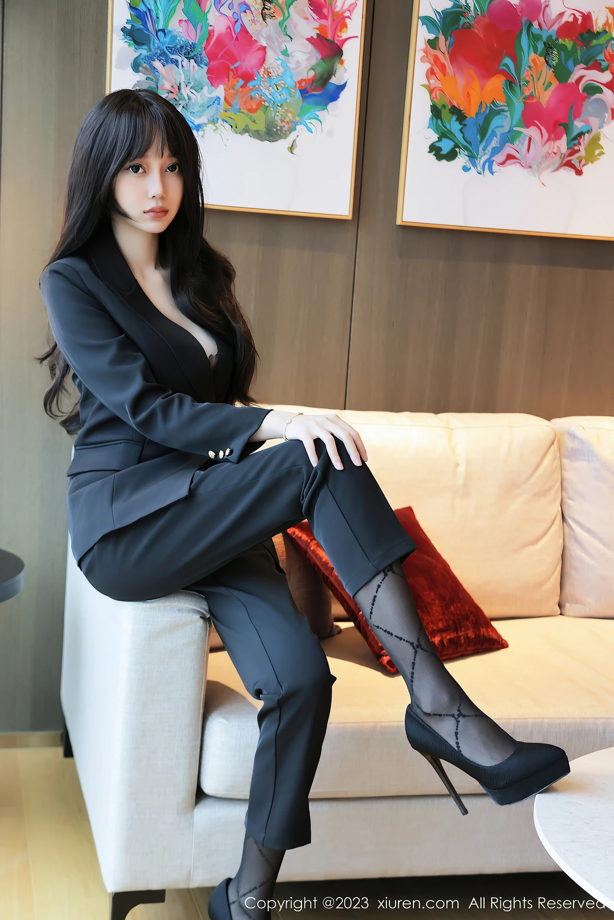 XiuRen No.7502 玥儿玥er济州岛旅拍：DJ圈吸睛王炸！78张写真让你的邀请单爆单 - 4