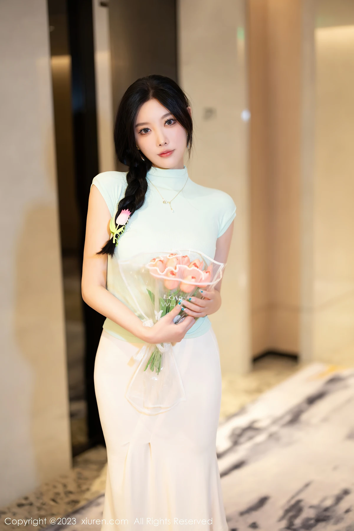 XiuRen No.7481 杨晨晨Yome：84P写真藏着职业模特的“吸客密码”，客户看完直接递邀请 - 7