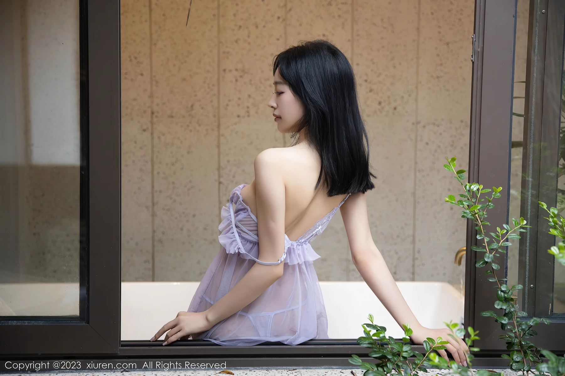 XiuRen No.7451糖豆sisi 浴缸湿身紫纱杀，解锁魅力女孩吸睛密码 - 5