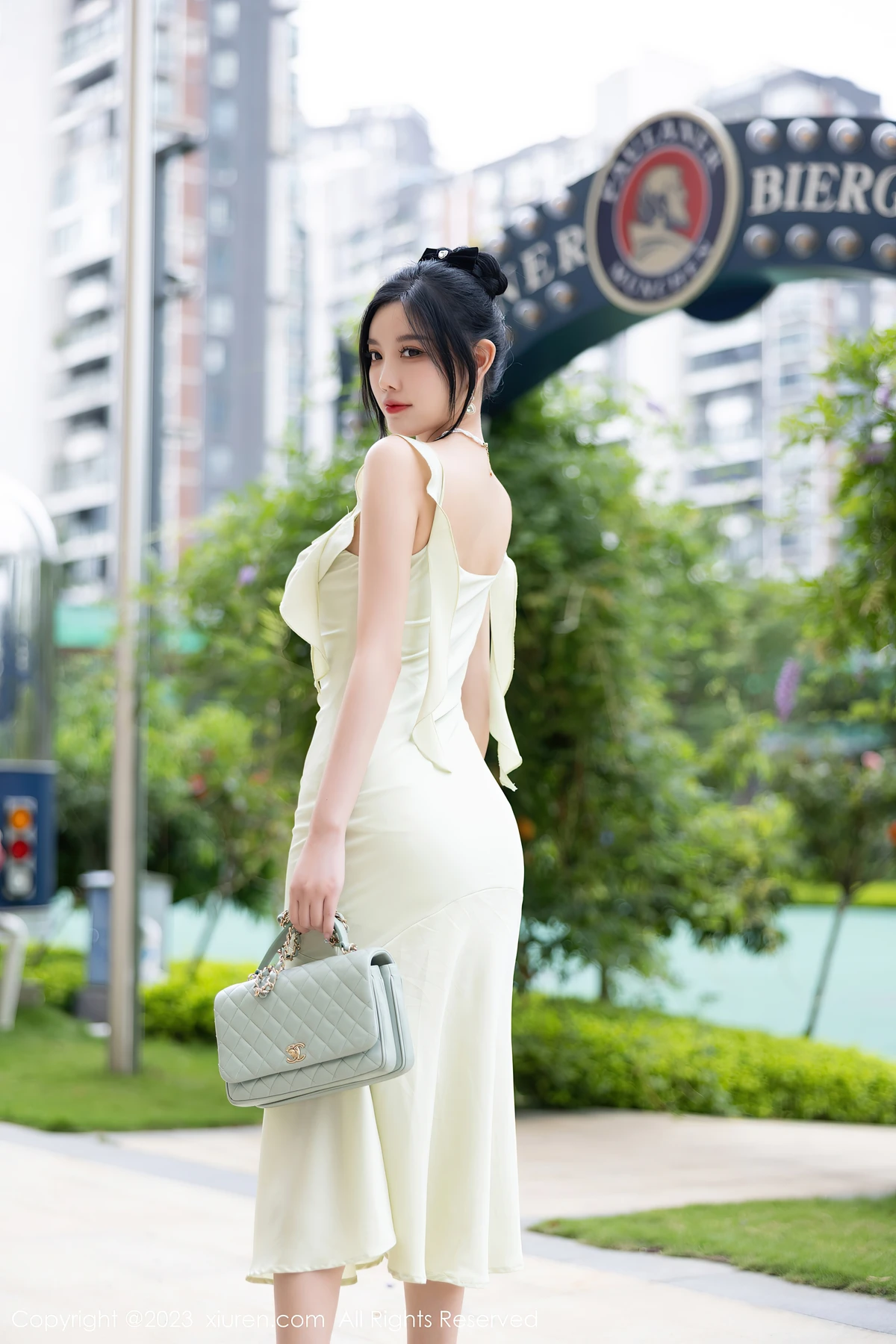 秀人网No.7410杨晨晨Yome安吉旅拍：解锁2种致命魅力，主播也能拍的高光写真！ - 7