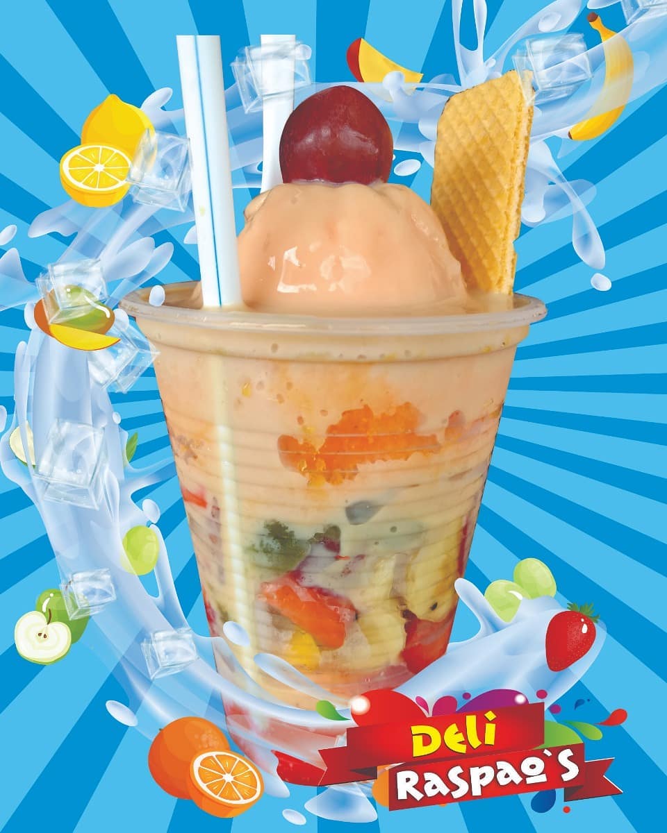 Cholao Deli Raspao's con helado y frutas