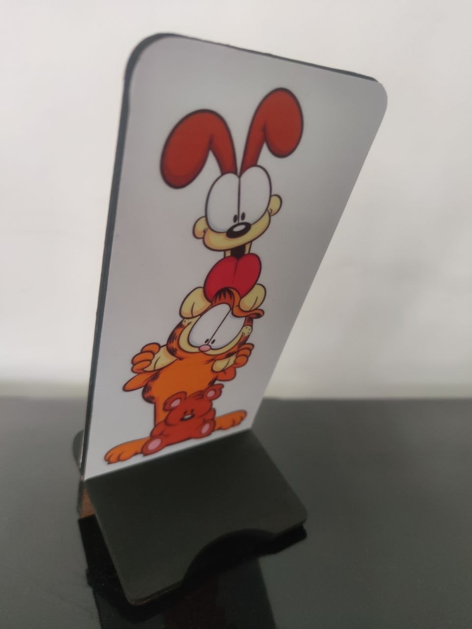 Portacelular Garfield y Odie apilados