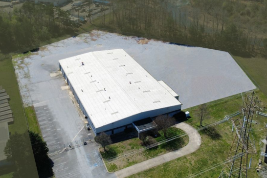 Single-tenant industrial building