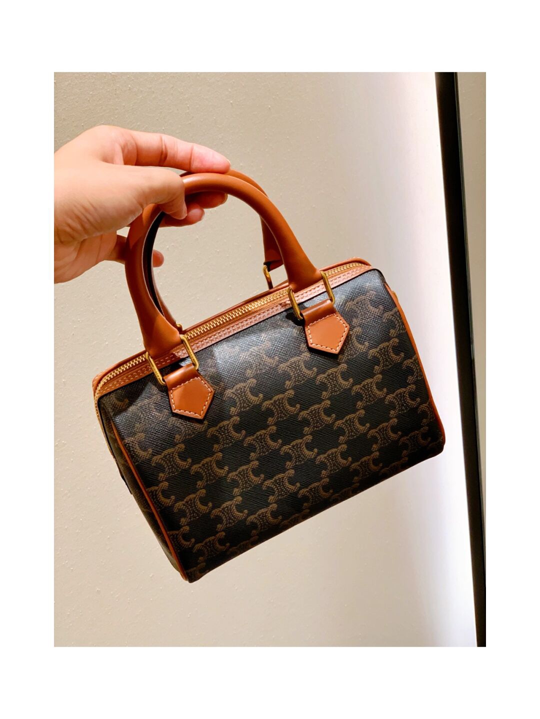 LISA Style Retro Pillow Bag Statement Piece