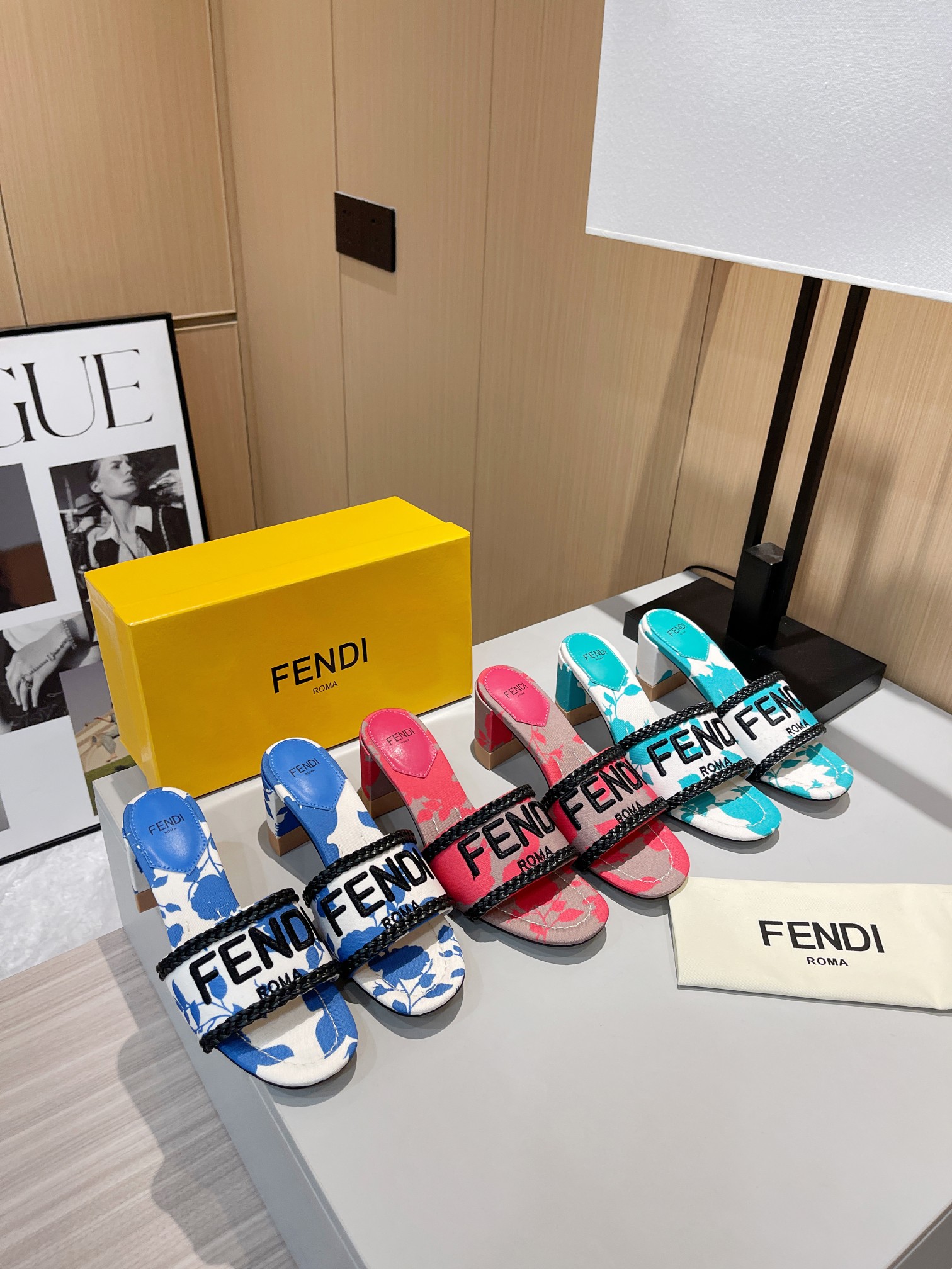 Fendi Womens Cowhide Sheepskin Sandals