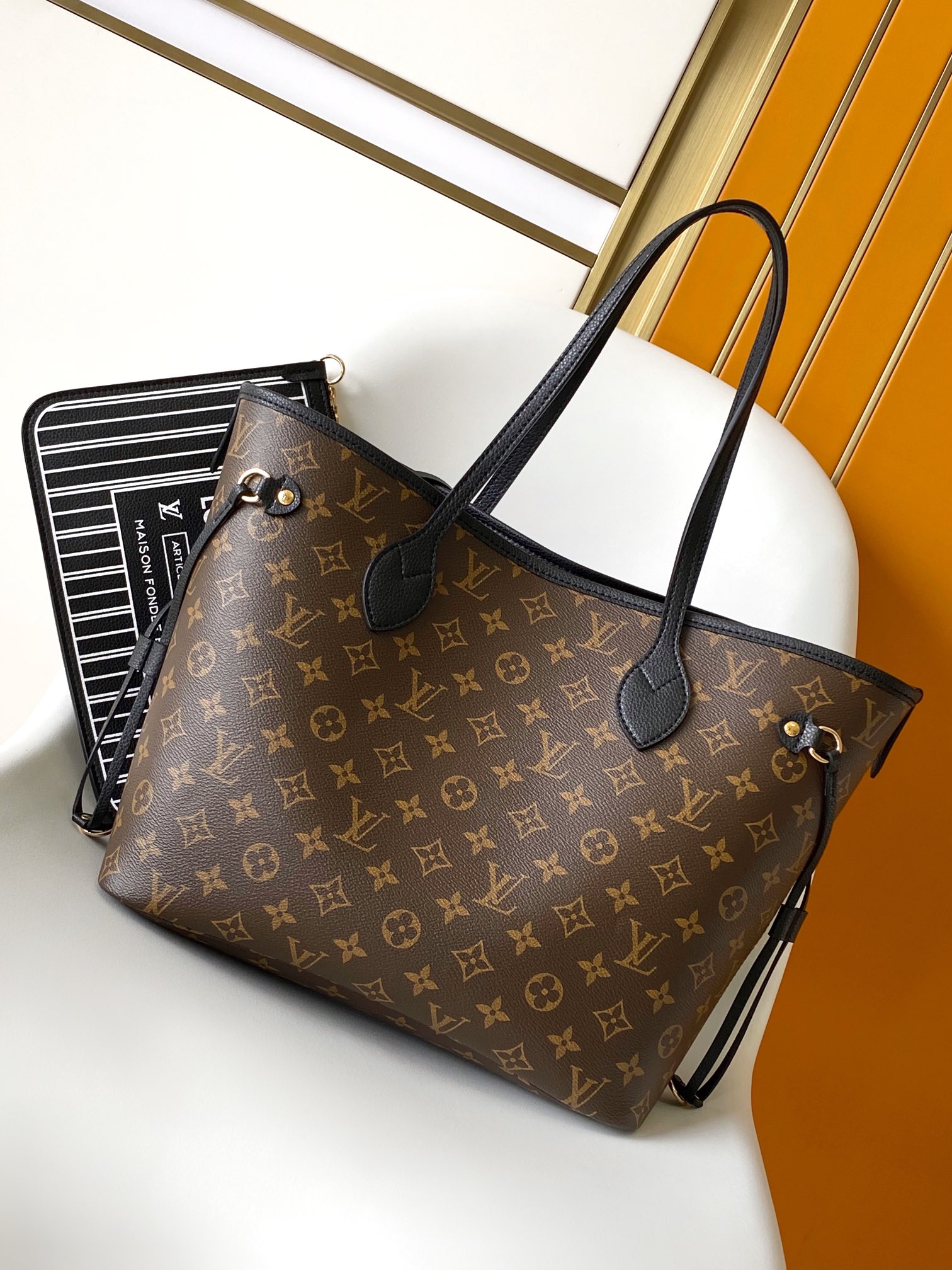LV Neverfull Inside Out Medium Handbag
