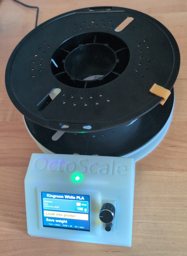 Assembled OctoScale with a spool on the scale