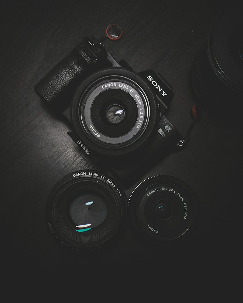 Monochrome Photographer