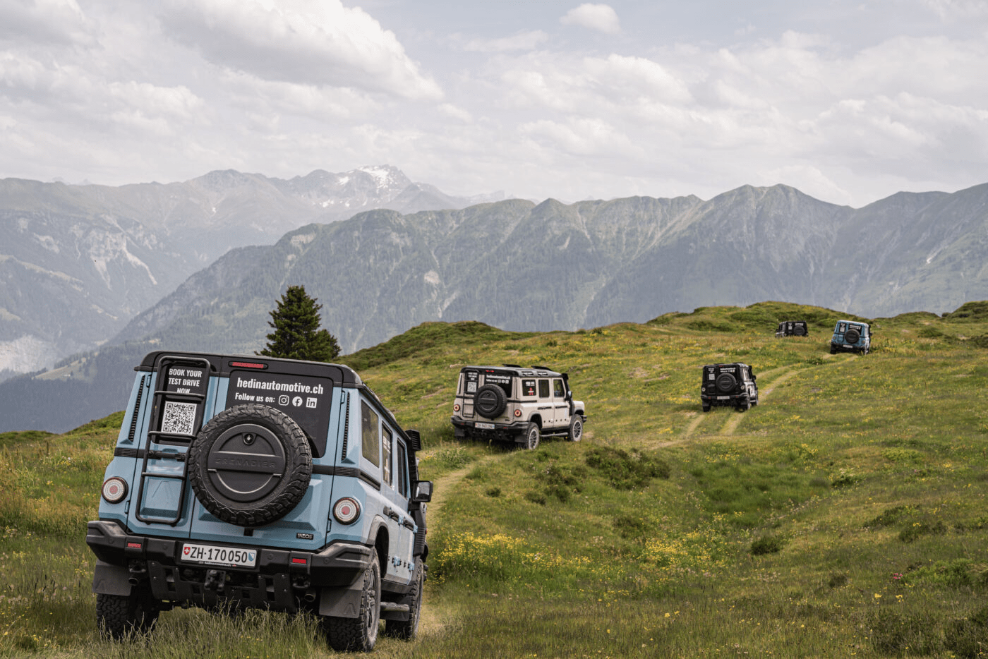 Off-Road Jeep Panorama Tour — guided summer activity in Gstaad and Rougemont