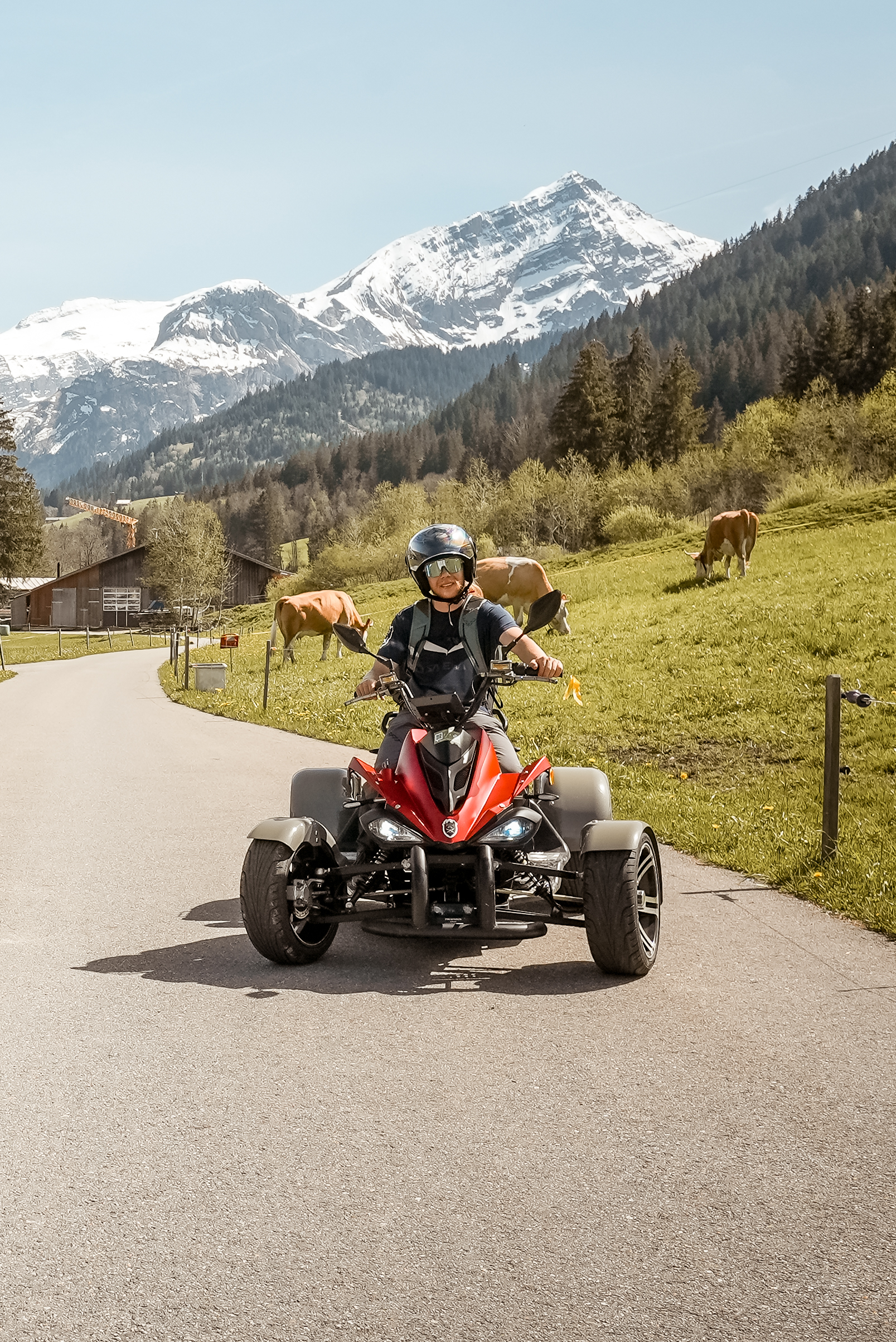 E-ATV & Quad Tours — guided summer activity in Gstaad and Rougemont