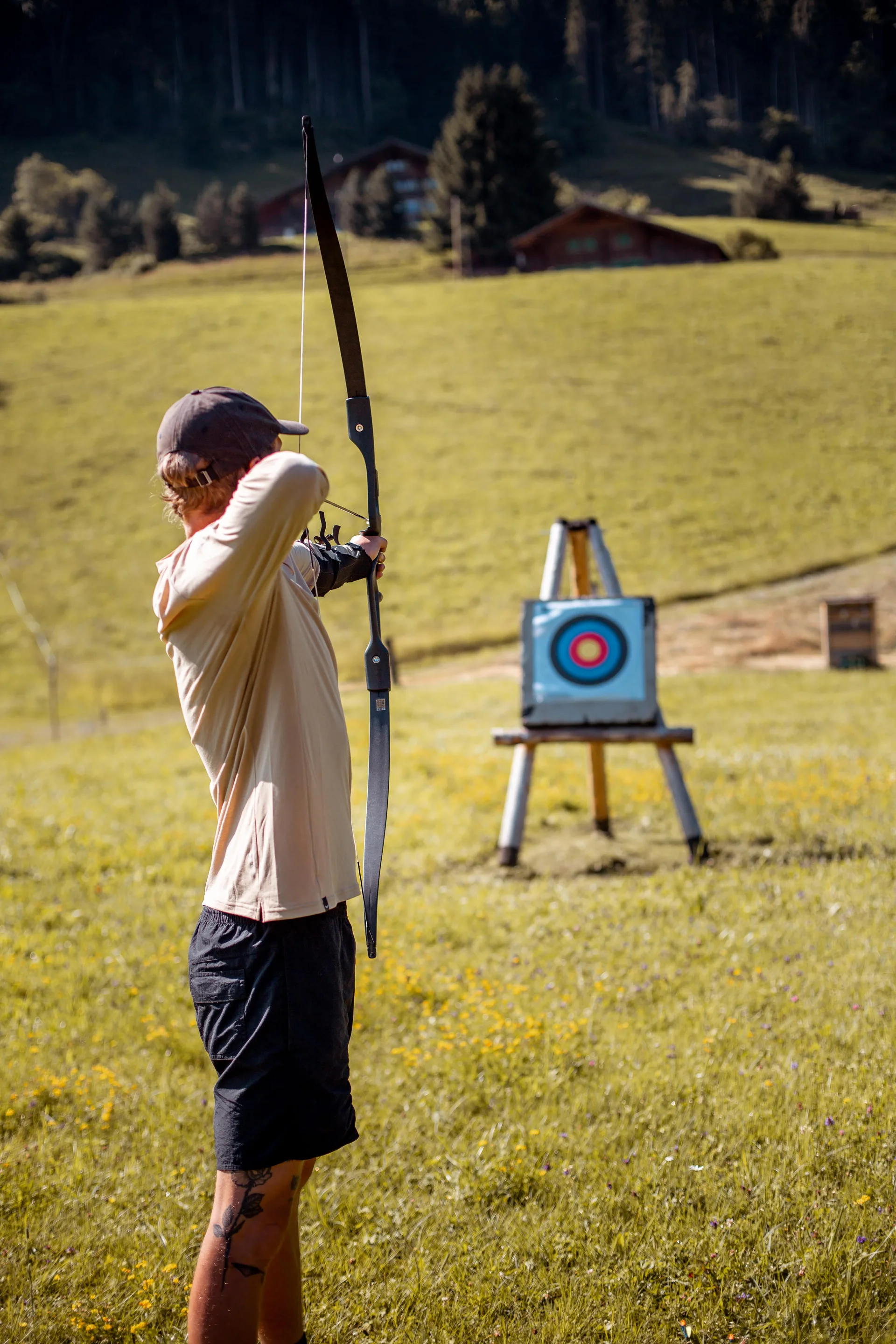 Archery, Air Rifle & Axe Throwing — guided summer activity in Gstaad and Rougemont