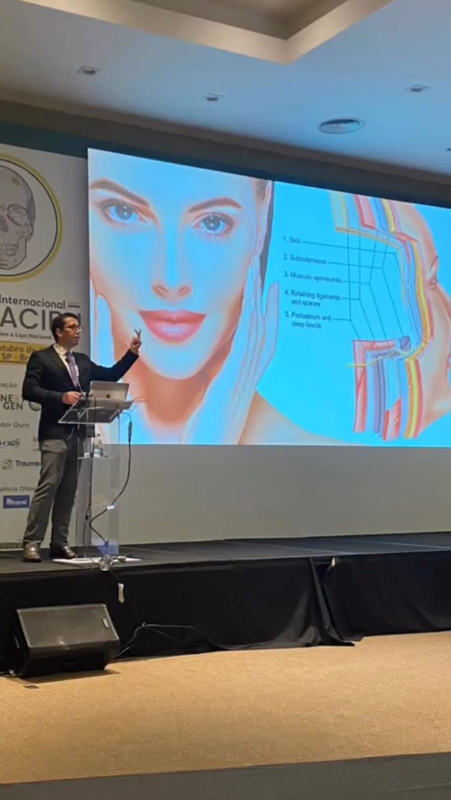 Presentación científica en un congreso internacional