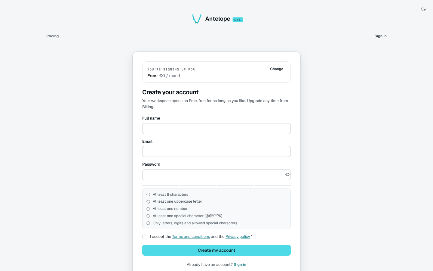 The registration form with registration.paymentMethod set to none