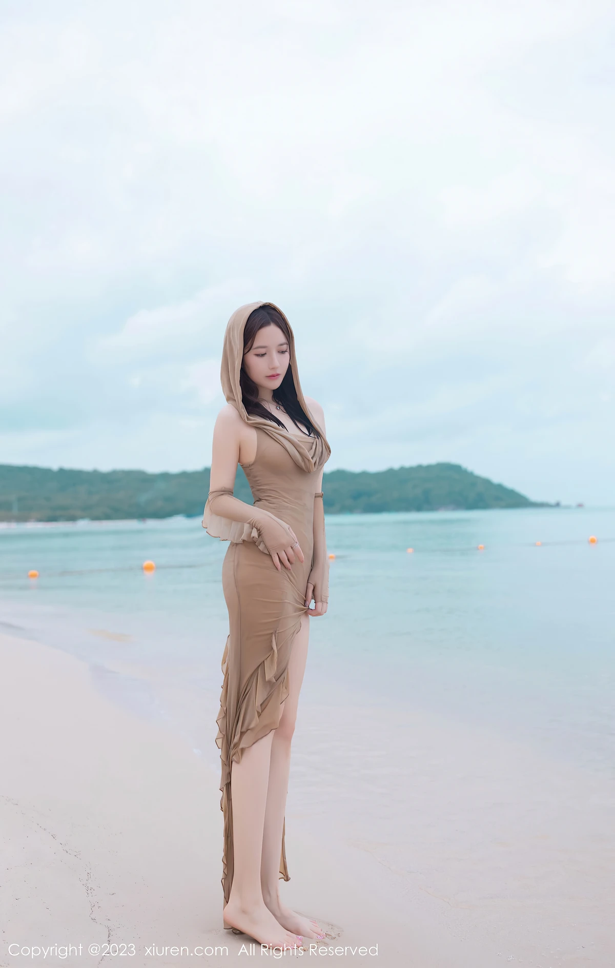 XiuRen No.7288鱼子酱Fish：沙滩咖啡裙里的松弛感，舞蹈主播都爱拿它当封面！ - 6