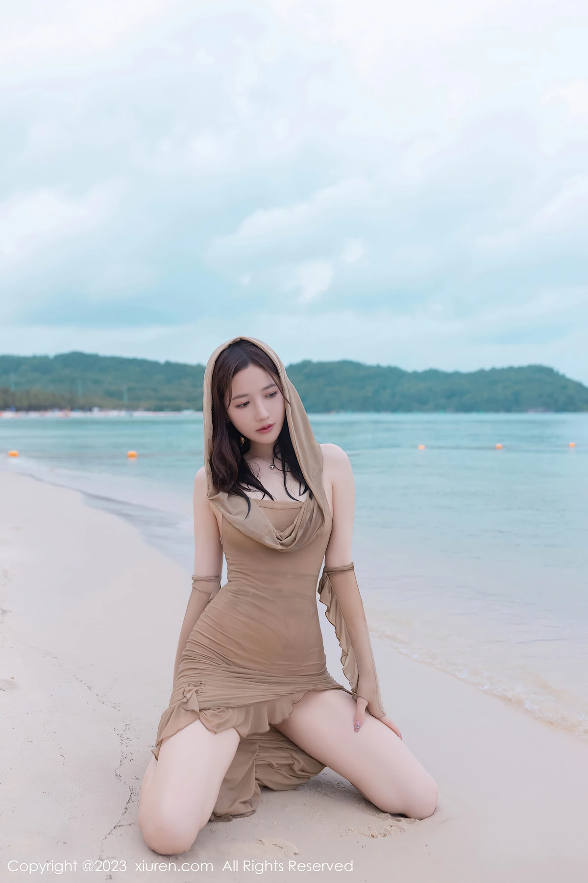 XiuRen No.7288鱼子酱Fish：沙滩咖啡裙里的松弛感，舞蹈主播都爱拿它当封面！ - 7