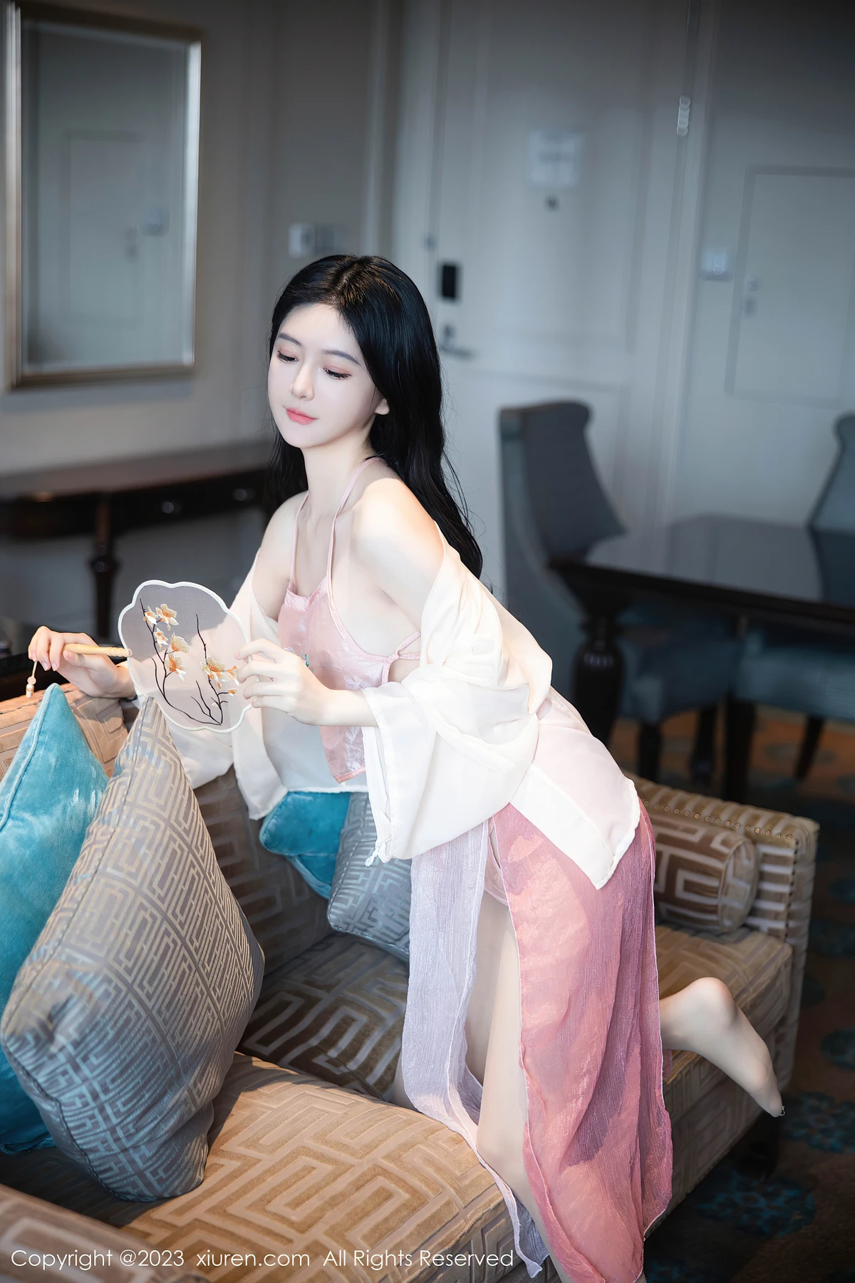 XiuRen No.7290 模特幼幼粉色古装超薄肉丝：解锁你的「仙欲双面」写真 - 7