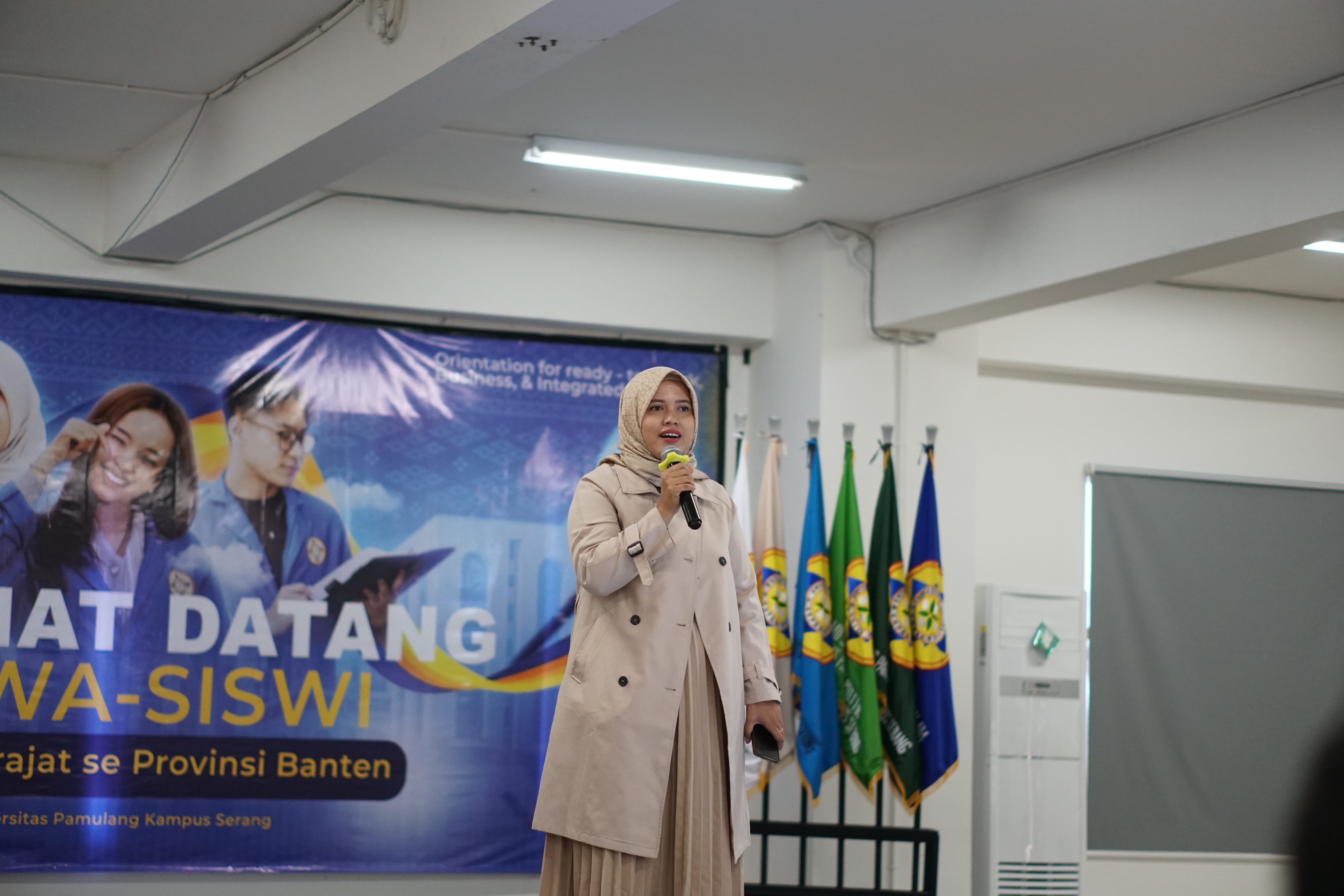 Ketua Prodi Hirawati Lubis, S.Pd., M.Si. - Sosialisasi ORBIT UNPAM Serang