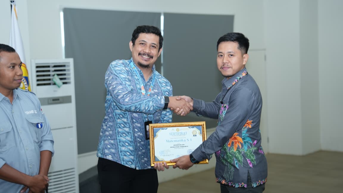 Penghargaan Pengelolaan Penelitian Terbaik III