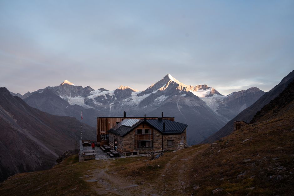 Mountain Idyllic Mountain Hut Set Against The Breathtaking Backdrop Of The Swiss Alps In Zermatt, Switzerland. HD Wallpaper #3870