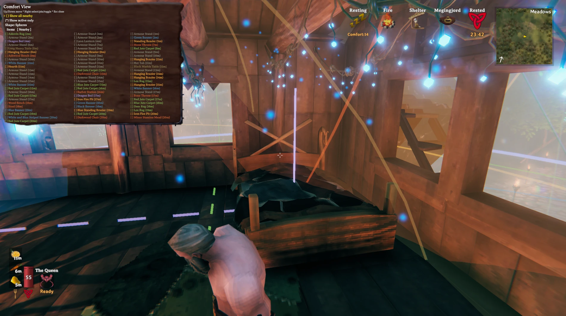Original ComfortView Nearby tab listing furniture and its distance from the player