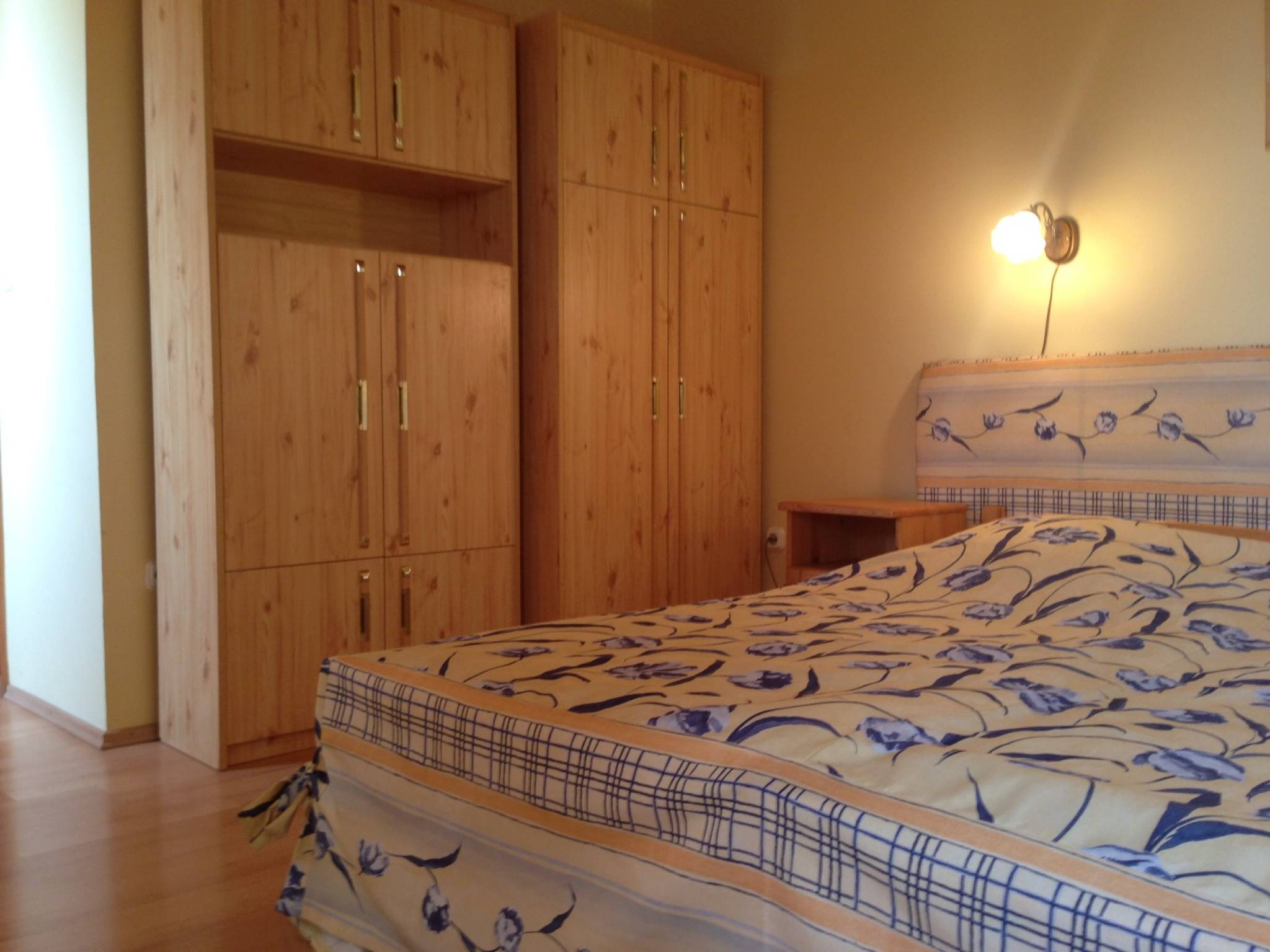 Kétágyas szoba részlet