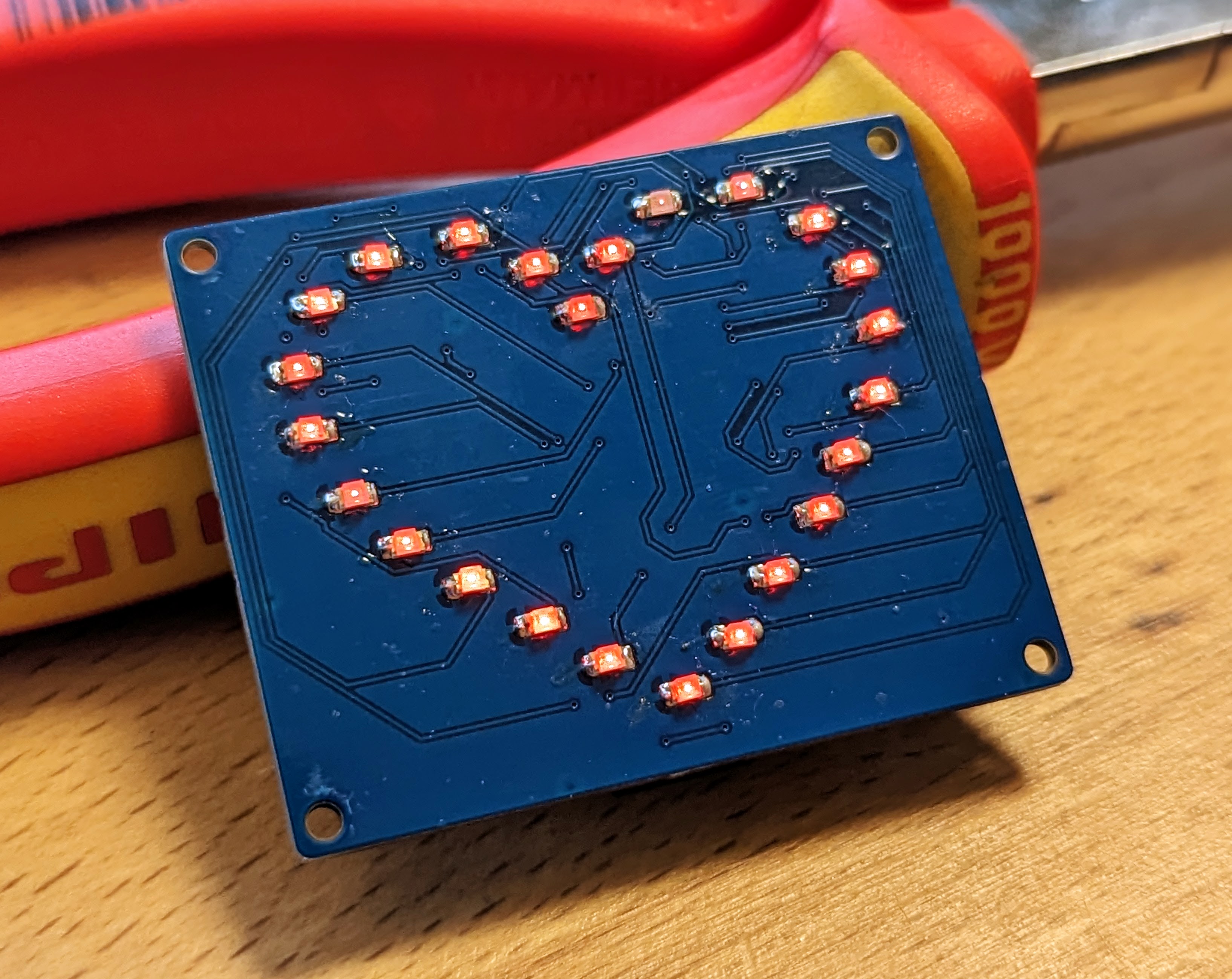 NE555 Heart SMD