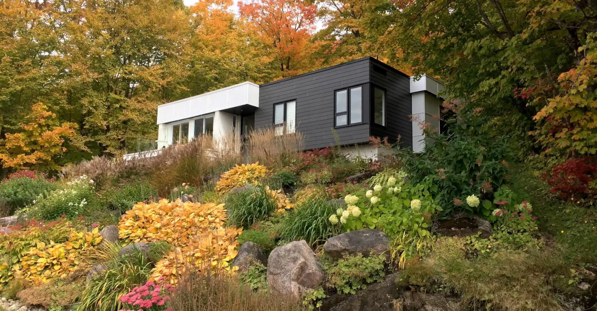 Rénovation Lac-Beauport - Architecture contemporaine majeure par Vibatis