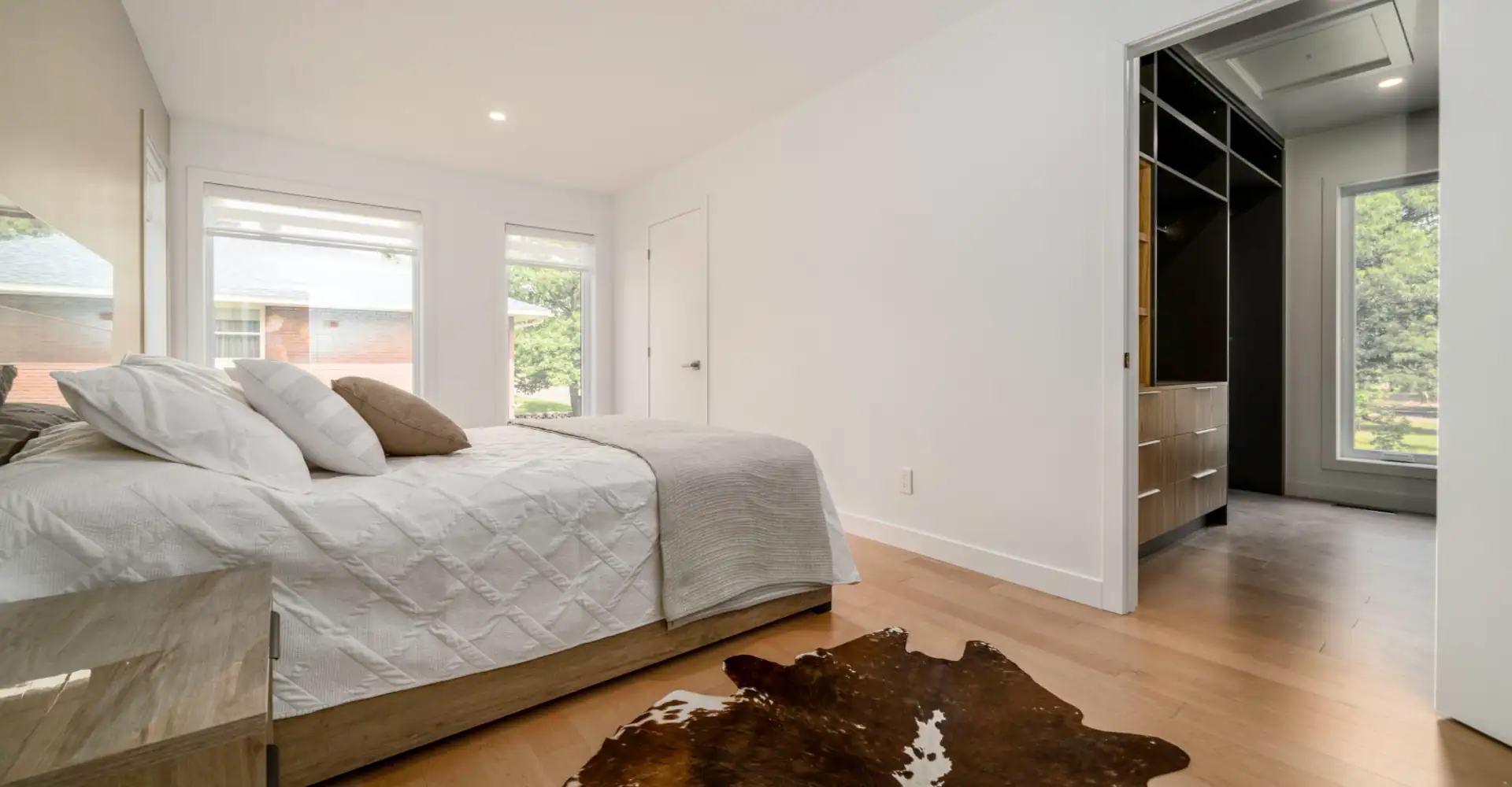 Chambre des maîtres design et luxueuse Sainte-Foy