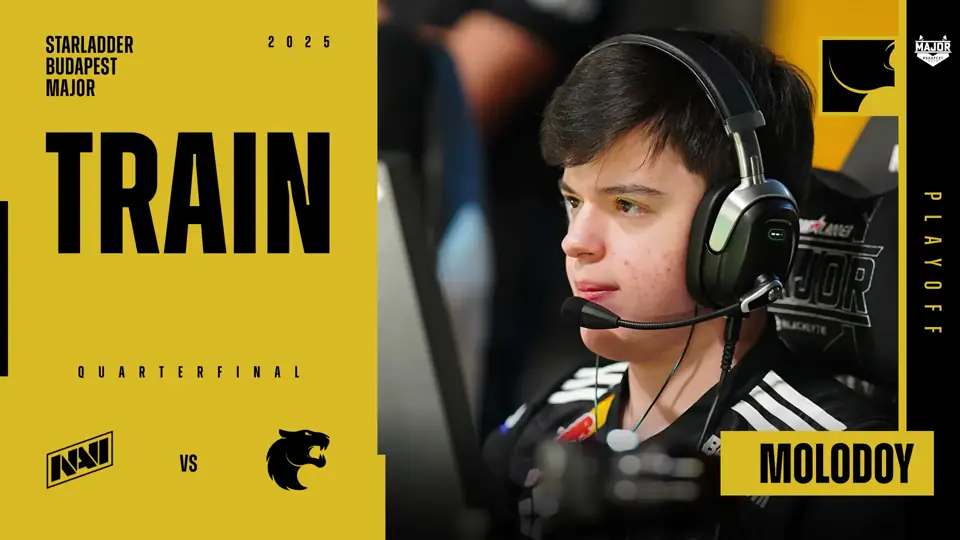 Souvenir Charm | Budapest 2025 Highlight | molodoy vs Natus Vincere on Train