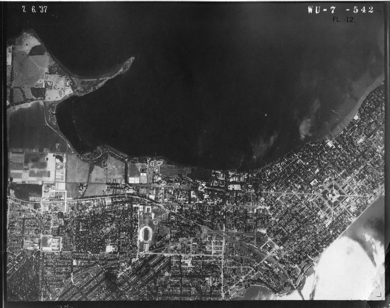 1937 aerial photo of central UW Madison campus