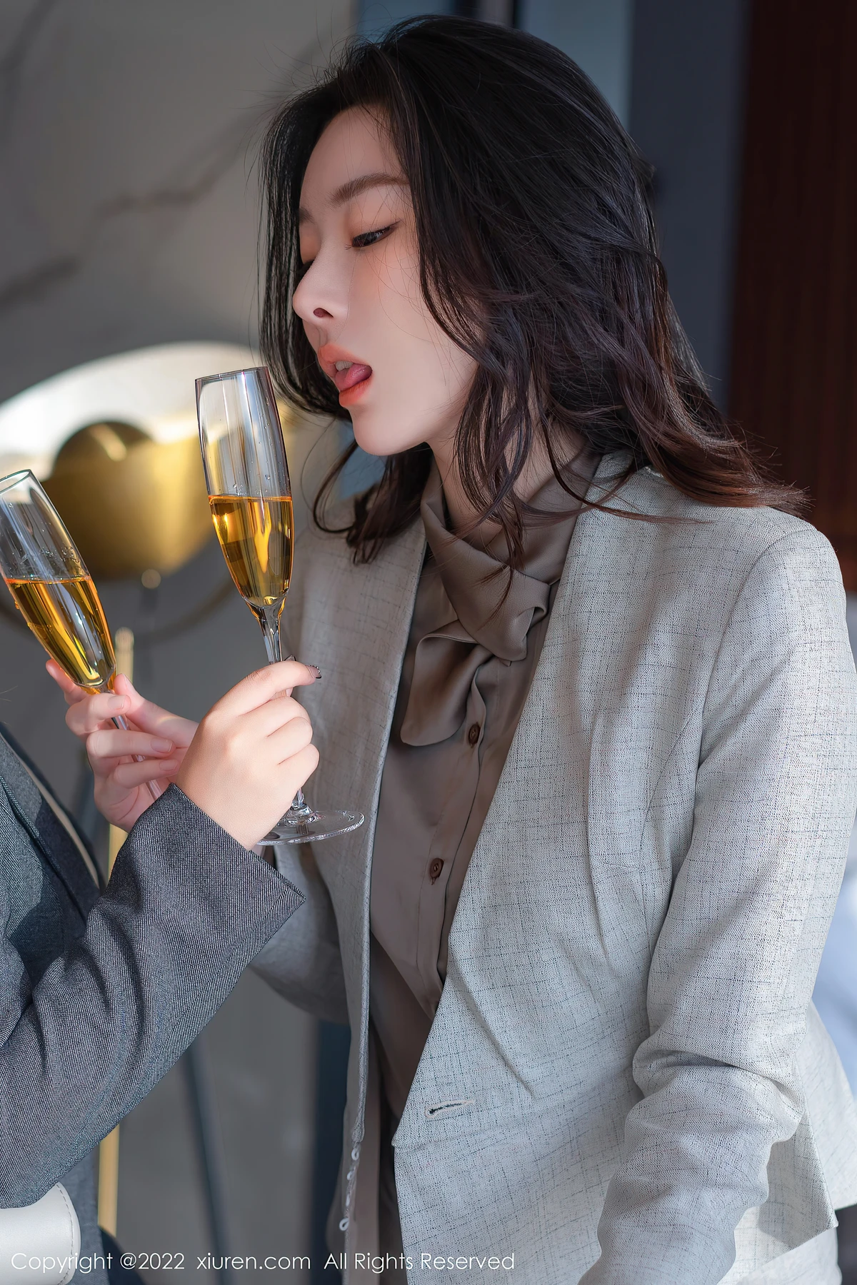 XiuRen No.5524 是小逗逗张思允Nice OL写真：这波职业装诱惑，真·戳中审美点！ - 5