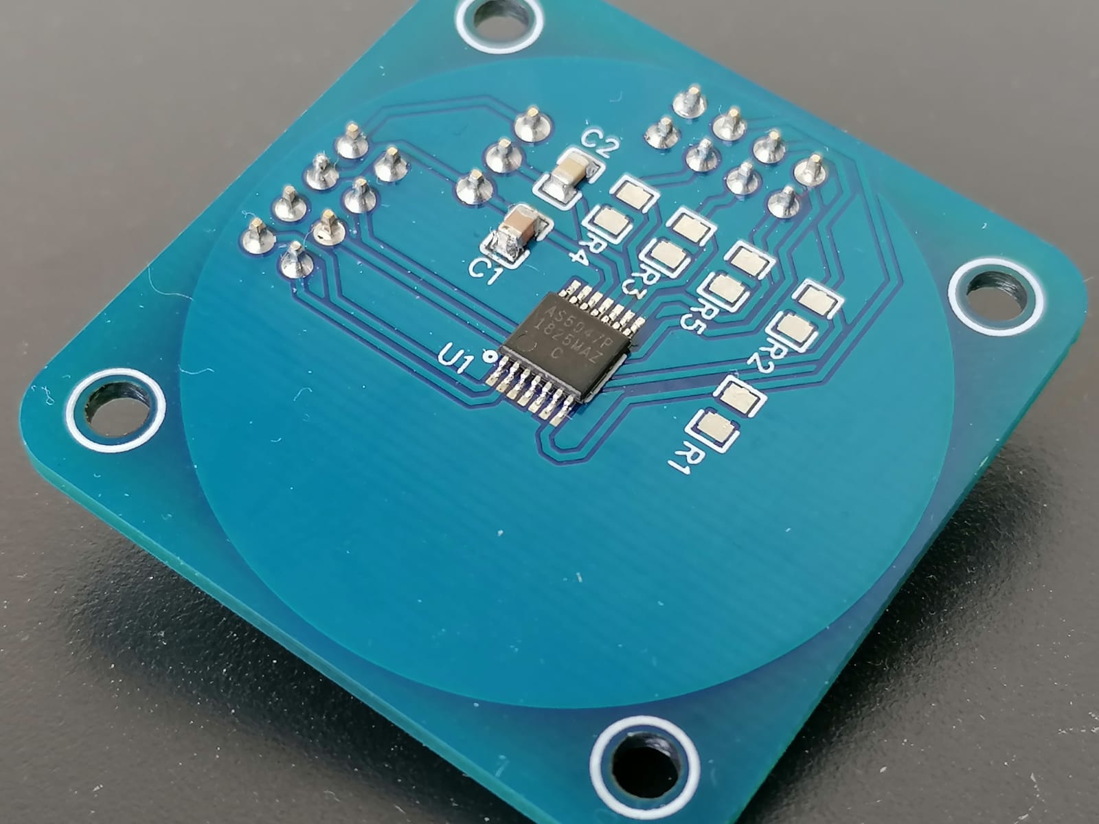 AS5047P MotorEncoder board frontside