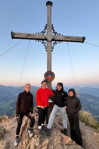 CAD Gruppenfoto Sunrise Hike Gratlspitz