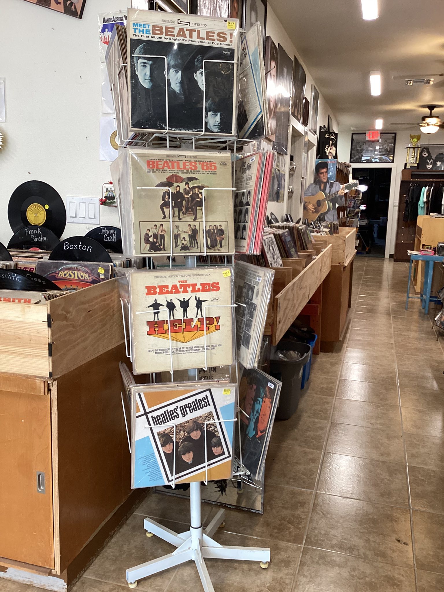 Store photo 4