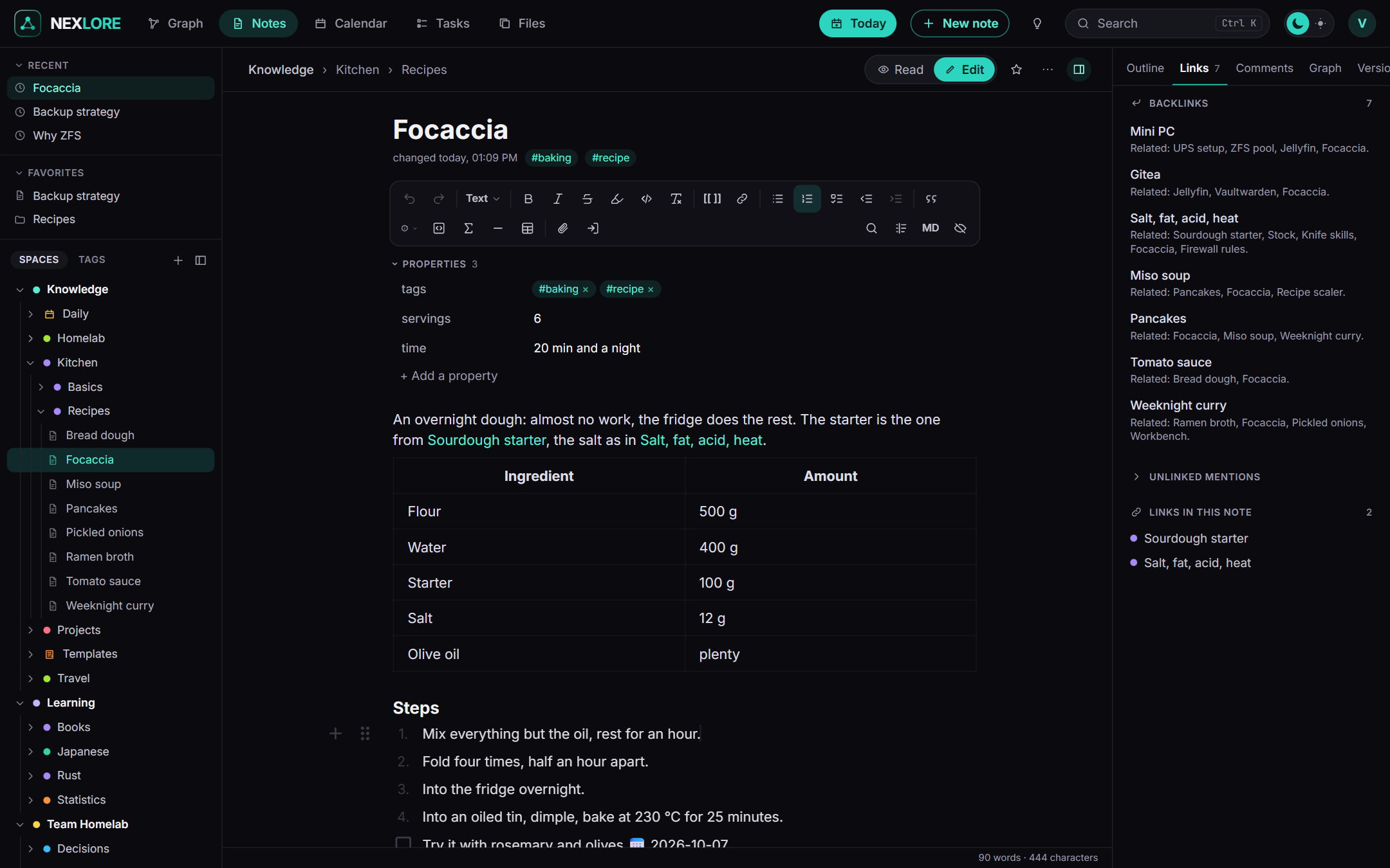 The editor with its toolbar, properties, a table and a numbered list