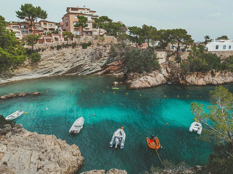 Mallorca: a külföldi turisták száma drámaian csökkent a tömegturizmus miatt