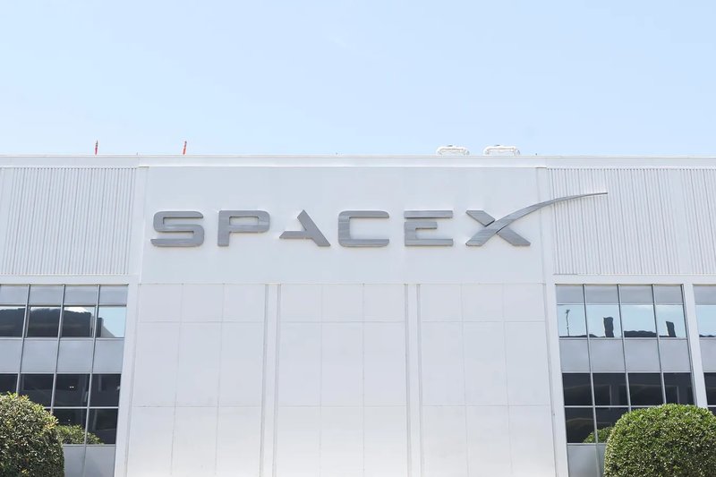 A SpaceX 2 billió dolláros sikerének három vezetői pillére