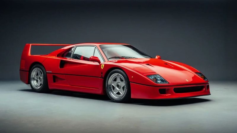 Ferrari F40: másfél milliárd forintért licitálnak érte Monacóban
