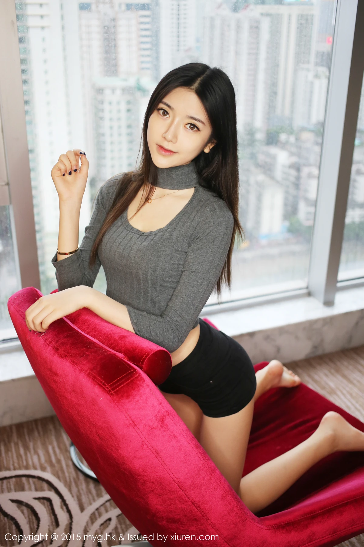 MyGirl美媛馆 Vol.119_嫩模于小小姐Momo黑色牛仔短裤白嫩美腿清爽迷人写真45P - 6