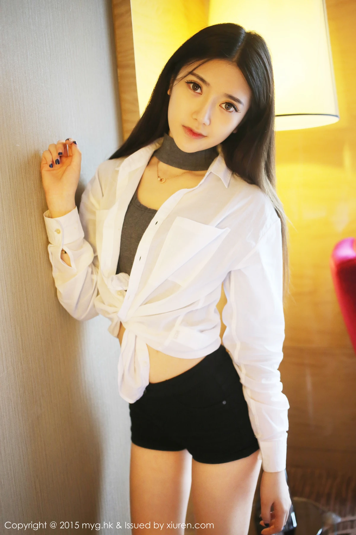 MyGirl美媛馆 Vol.119_嫩模于小小姐Momo黑色牛仔短裤白嫩美腿清爽迷人写真45P - 4