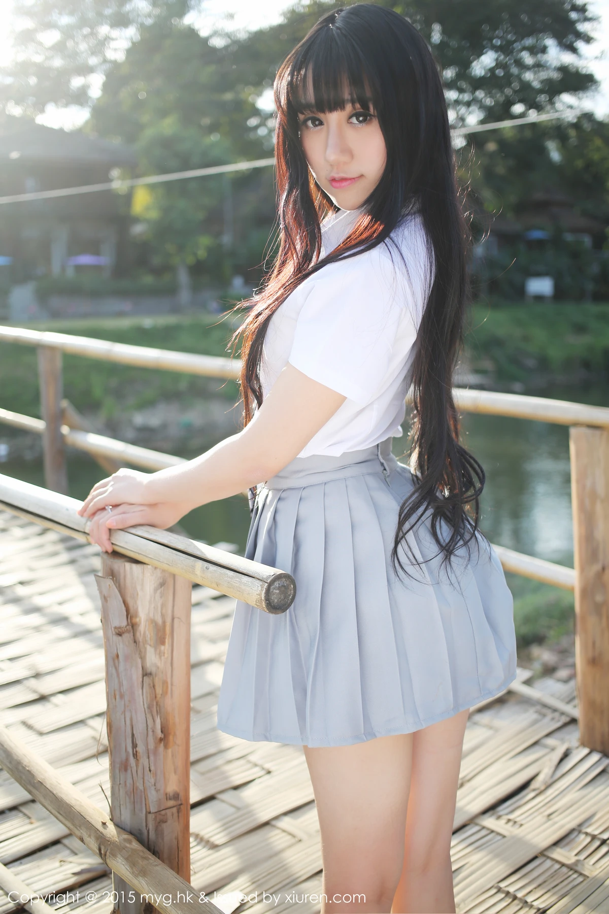 MyGirl美媛馆 Vol.096_嫩模杨晓青儿泰国旅拍清纯学生装花丛中的美仙子写真88P - 3